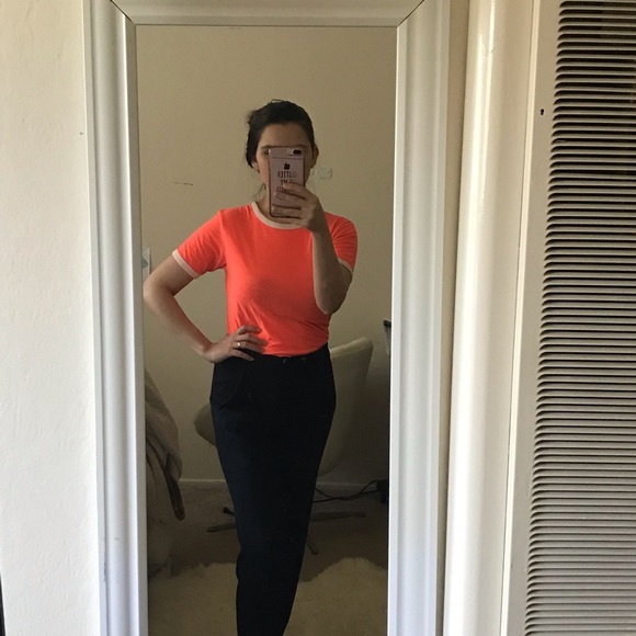 Top Small - Picture 3 of 4